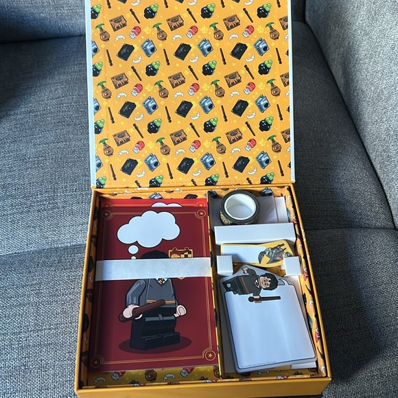 Harry Potter Puzzles and Gift Set - Picture 8 of 10